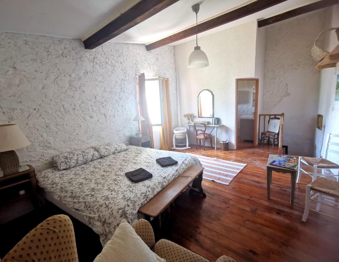 Chambre De Charme Cavanac Exteriér fotografie